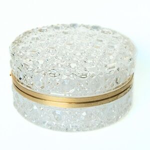 Vintage Italian Cut Crystal Casket Box: Gold-Tone Rim, GSE
Ottone Garantito